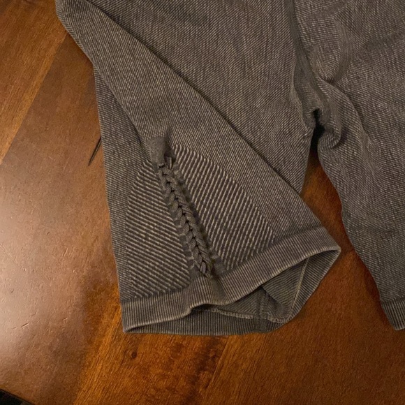 Aerie Gray Biker Shorts - Picture 3 of 4